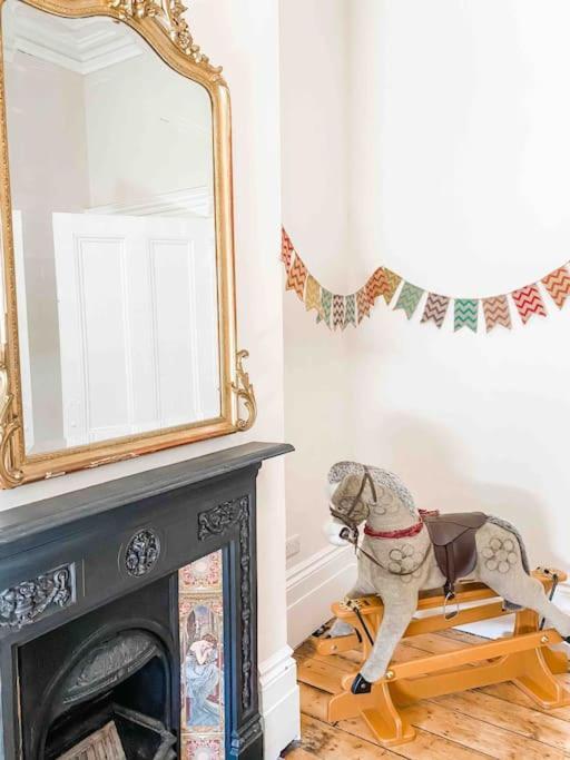 Luxurious Victorian, A Few Minutes From The Beach - Sleeps 2 Adults And Up To 3 Children Daire St Leonards-on-Sea Dış mekan fotoğraf