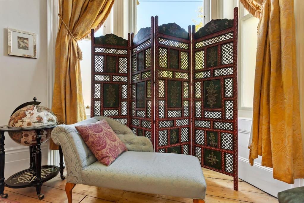 Luxurious Victorian, A Few Minutes From The Beach - Sleeps 2 Adults And Up To 3 Children Daire St Leonards-on-Sea Dış mekan fotoğraf